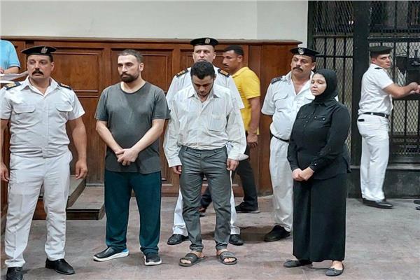 محاكمة المتهمين بقتل طبيب الساحل