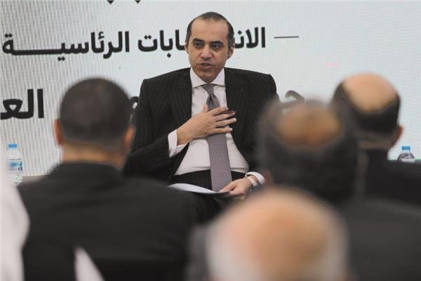 رئيس الحملة الانتخابية للمرشح الرئاسي عبد الفتاح السيسى في حواره مع وفد «حماة الوطن»