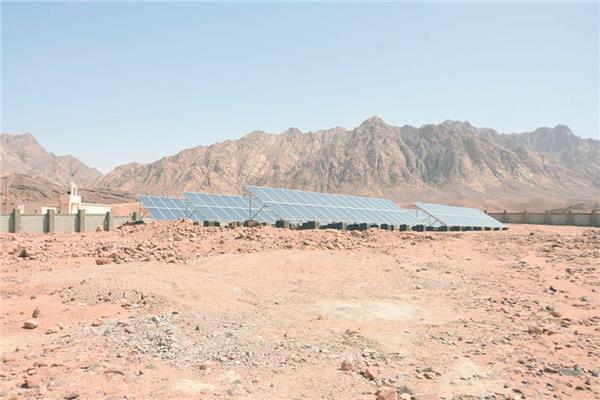 محطات الطاقة الشمسية لإنارة التجمعات البدوية