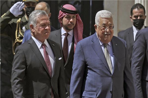 الرئيس الفلسطيني محمود عباس والعاهل الأردني الملك عبد الله الثاني