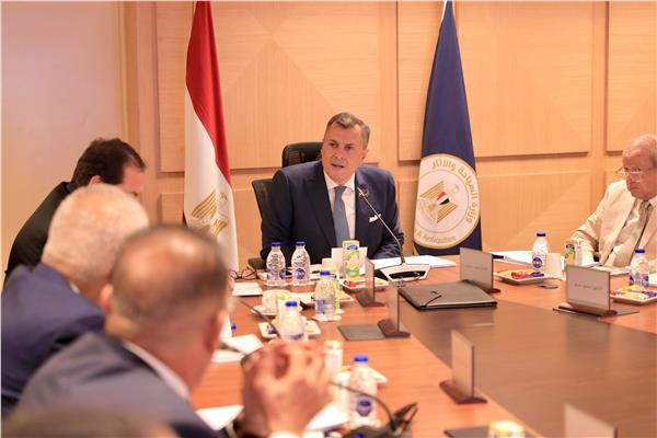 الاجتماع الأول  لمناقشة الاستراتيجية العامة لتنشيط وتحفيز السياحة في مصر