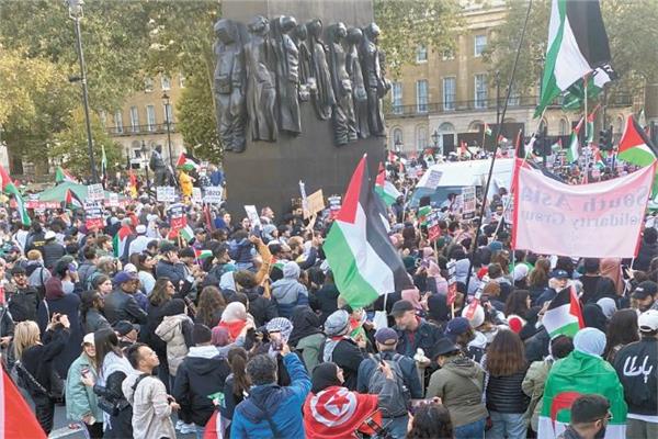 مسيرة للمصريين في بريطانيا تأييدًا للشعب الفلسطيني