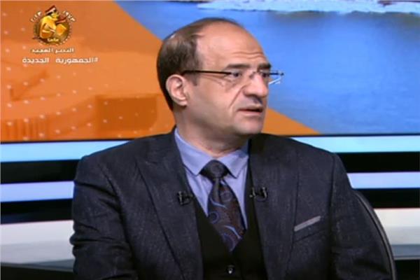 الدكتور ممدوح إسماعيل، وكيل كلية الاقتصاد والعلوم السياسية