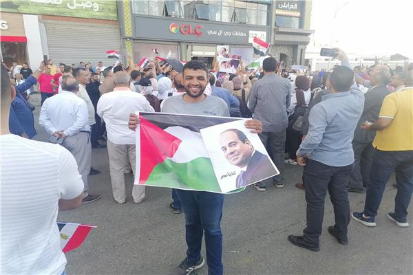 مظاهرات حاشدة لأبناء المحافظة
