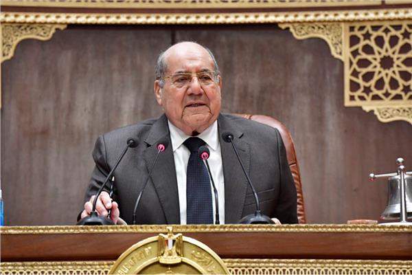  رئيس مجلس الشيوخ المصري المستشار عبد الوهاب عبد الرازق