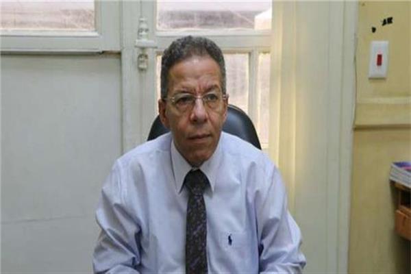  د. أسامة عبدالحي نقيب أطباء مصر