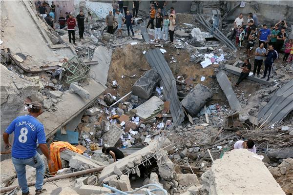 قصف مبنى كنيسة الروم الأرثوذكس بغزة