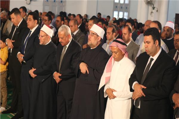  صلاة الغائب على شهداء غزة بمسجد بدر بالسويس   