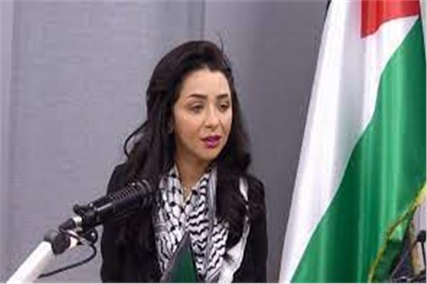 الإعلامية الفلسطينية مريم أيوب