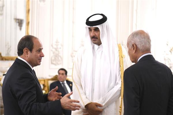 مناقشات تجمع الرئيس السيسي وأمير قطر وأمين عام جامعة الدول العربية
