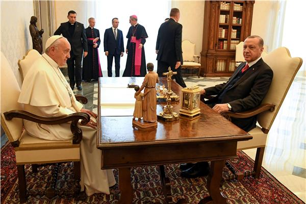 الرئيس رجب طيب أردوغان والبابا فرنسيس 