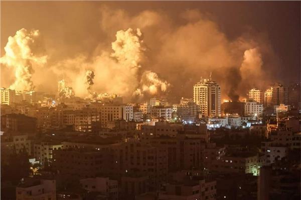 جحيم القصف الإسرائيلي على قطاع غزة - أرشيفية