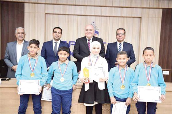 تكريم الفائزين في البطولة العربية للبرمجة