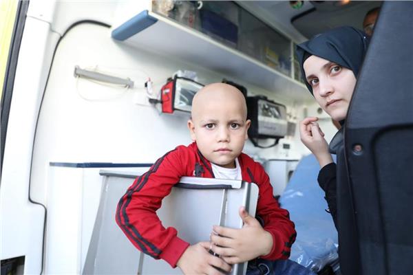 طفل فلسطيني مصاب بالسرطان