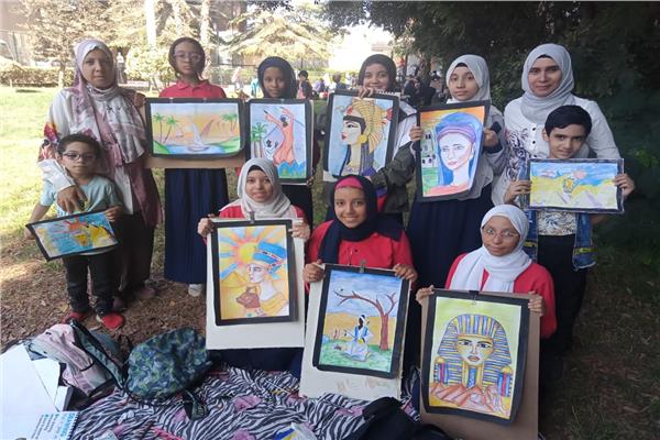 طالبات مدرسة بشتيل الإعدادية بنات يبدعن في «لمحات مصرية»