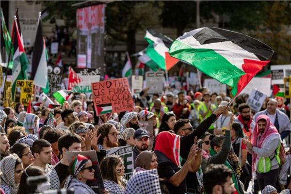 آلاف المتظاهرين في برلين لدعم فلسطين 