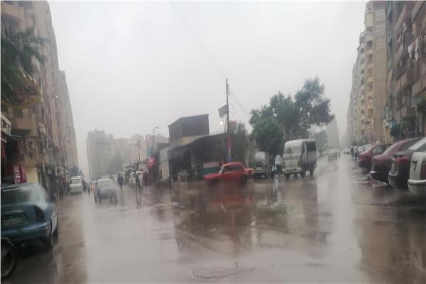 هطول الأمطار علي مدن ومراكز محافظة الغربية