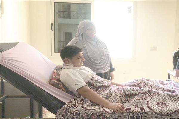 الجرحى الفلسطينيون يتلقون العلاج فى مستشفى العريش على أعلى مستوى