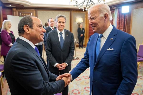 الرئيس المصري عبد الفتاح السيسي ونظيره الأمريكي جو بايدن 