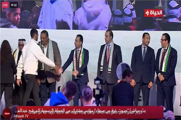 رئيس حملة السيسي يكرم مجموعة من متطوعي التحالف الوطني وحياة كريمة