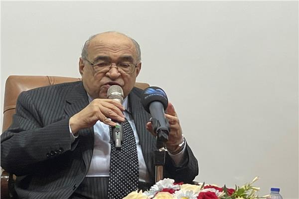 الدكتور مصطفى الفقى المفكر السياسي 