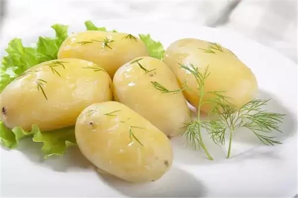 البطاطس المسلوقة