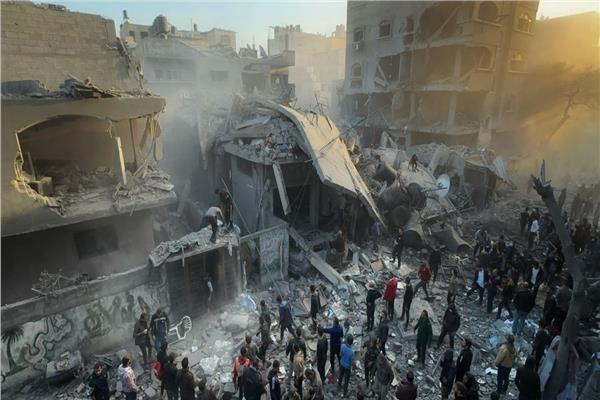 صورة من القصف قرب المستشفى