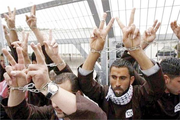 أسرى فلسطينيون في سجون الاحتلال الإسرائيلي