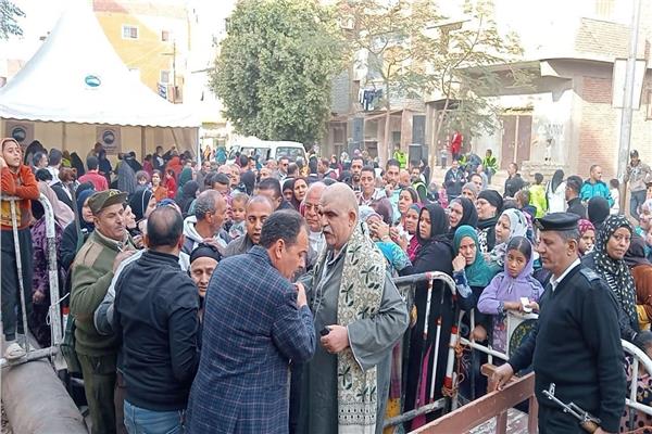  توافد الناخبين على اللجان الإنتخابية بمحافظة المنيا 