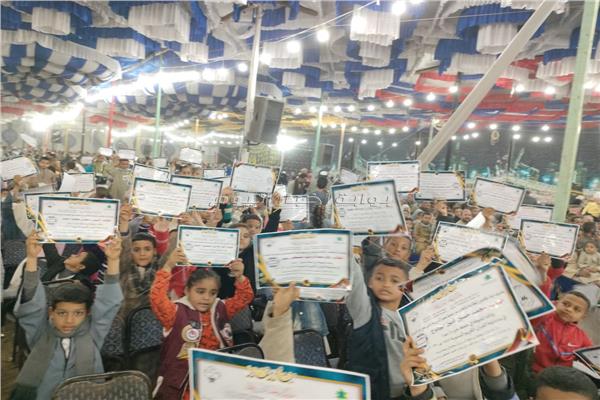 تكريم 1600 من حفظة القرآن الكريم بقرية طفنيس المطاعنة جنوب الأقصر