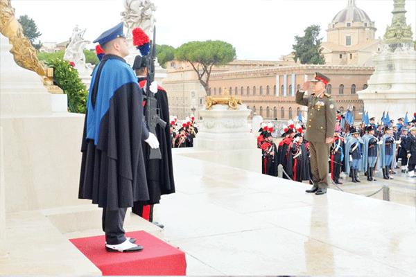  رئيس أركان حرب القوات  المسلحة خلال زيارته لإيطاليا