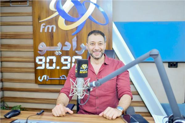 الإعلامي أحمد خيري