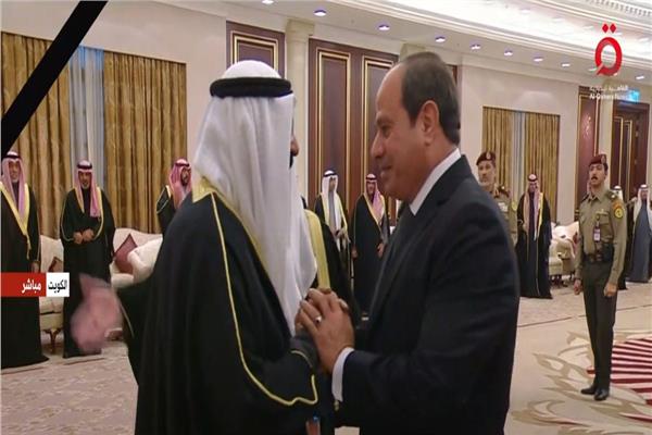الرئيس عبدالفتاح السيسي يقدم واجب العزاء في أمير الكويت