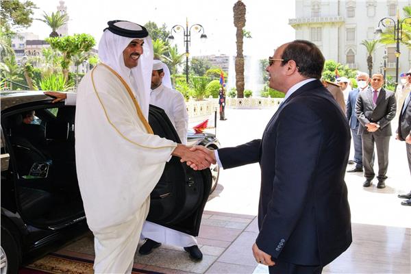 الرئيس عبدالفتاح السيسى والشيخ تميم بن حمد آل ثاني أمير دولة قطر