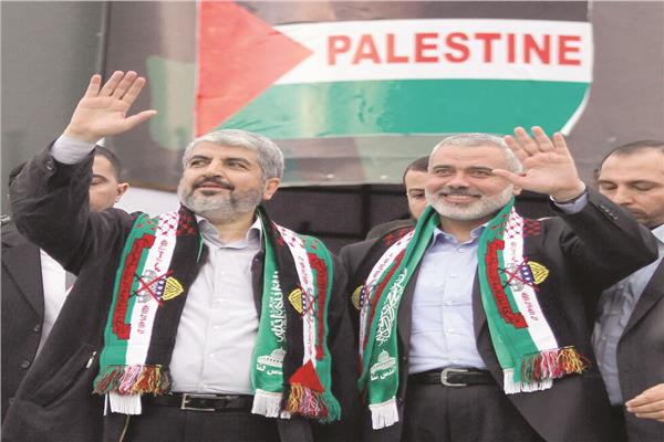 زعيما المكتب السياسى لحركة حماس إسماعيل هنية وخالد مشعل
