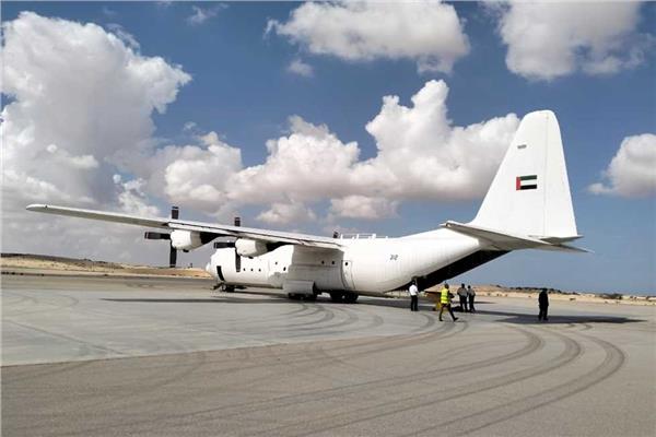 وصول 6 طائرات إلى مطار العريش تحمل مساعدات إنسانية لقطاع غزة