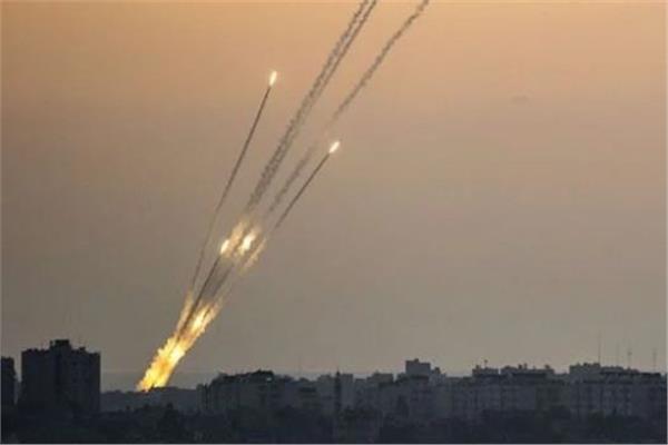 استهداف مروحية إسرائيلية بصاروخ شمال غزة