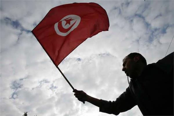تمديد حالة الطوارئ بتونس  