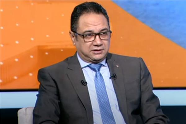 الدكتور علاء علي الخبير الاقتصادي