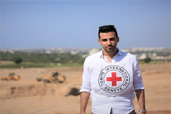 المتحدث باسم اللجنة الدولية للصليب الأحمر فى غزة، هشام مهنا