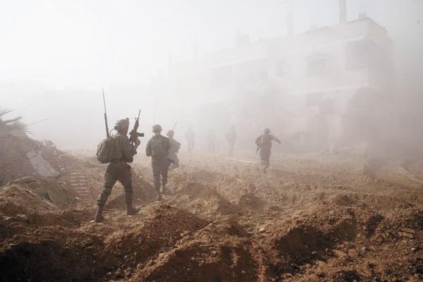 جنود الاحتلال خلال العملية البرية فى غزة