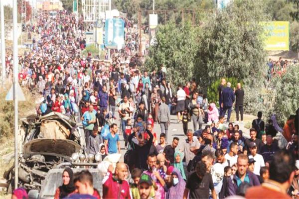  حركة نزوح ضخمة للفلسطينيين إلى جنوب القطاع