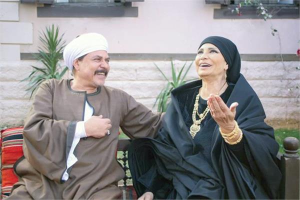 محمد رياض وسوسن بدر فى مشهد من مسلسل «قلع الحجر»
