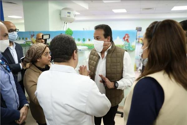 وزير الصحة يتفقد مستشفى كوم حمادة التخصصي