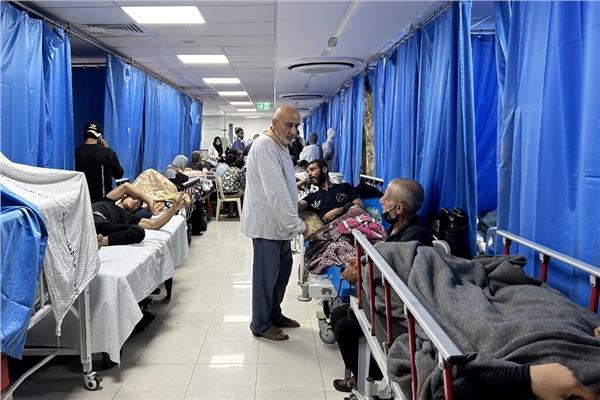 نفاد مخزون الأكسيجين في مستشفى الأمل بسبب الحصار