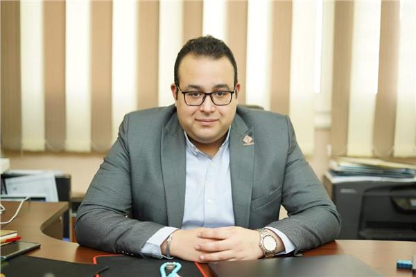  محمود عز الأمين العام المساعد لحزب الجيل الديمقراطي