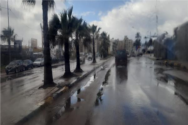 جانب من هطول الأمطار الغزيرة على الإسكندرية