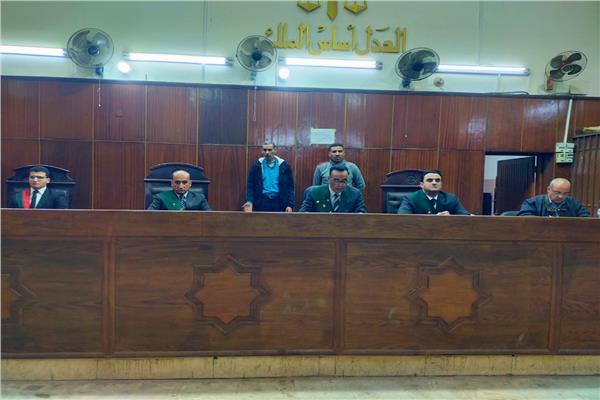 هيئة المحكمة برئاسة المستشار حمدى عبدالعزيز