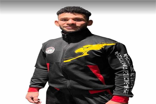 عبدالرحمن يونس لاعب منتخب مصر لرفع الأثقال