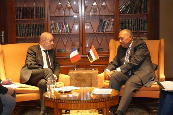 سامح شكري وزير الخارجية وجان إيف لودريان المبعوث الرئاسي الفرنسي إلى لبنان